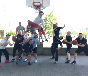 lunchtime_basketball_group